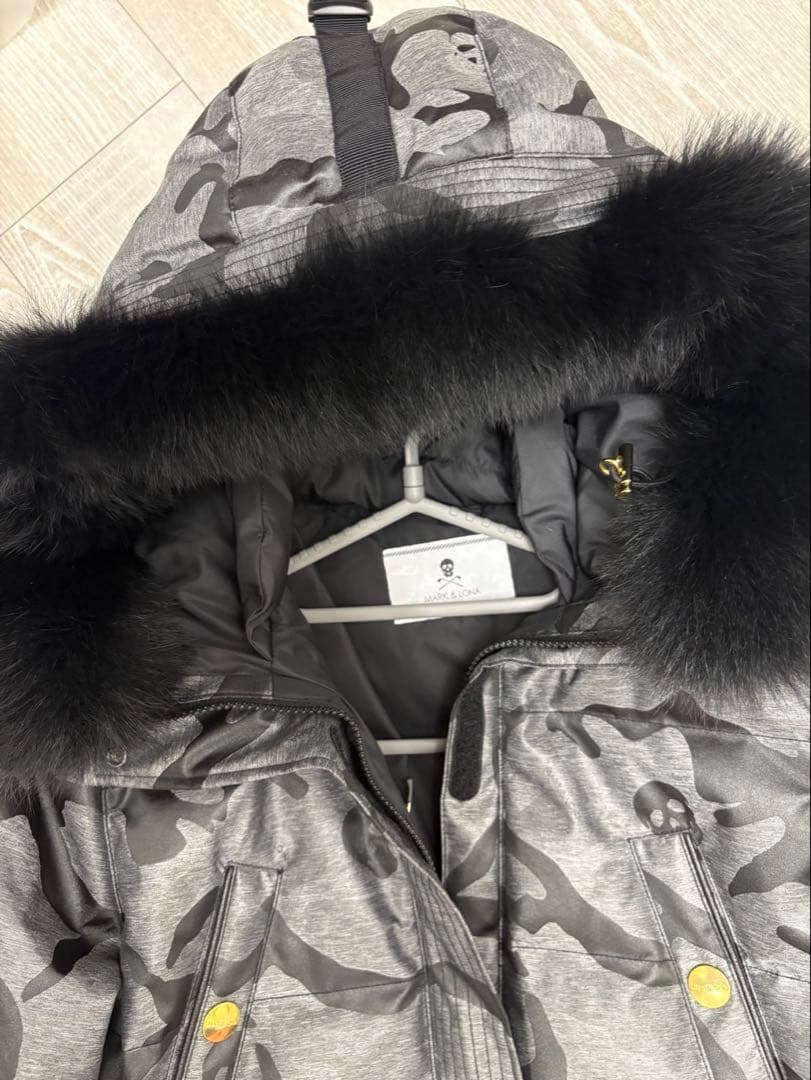 マークアンドロナ　カモフラージュデザインアウター　レディース　ゴルフ　冬　ダウン