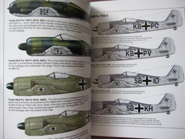 洋書 Focke Wulf FW 190: From 1940-1945