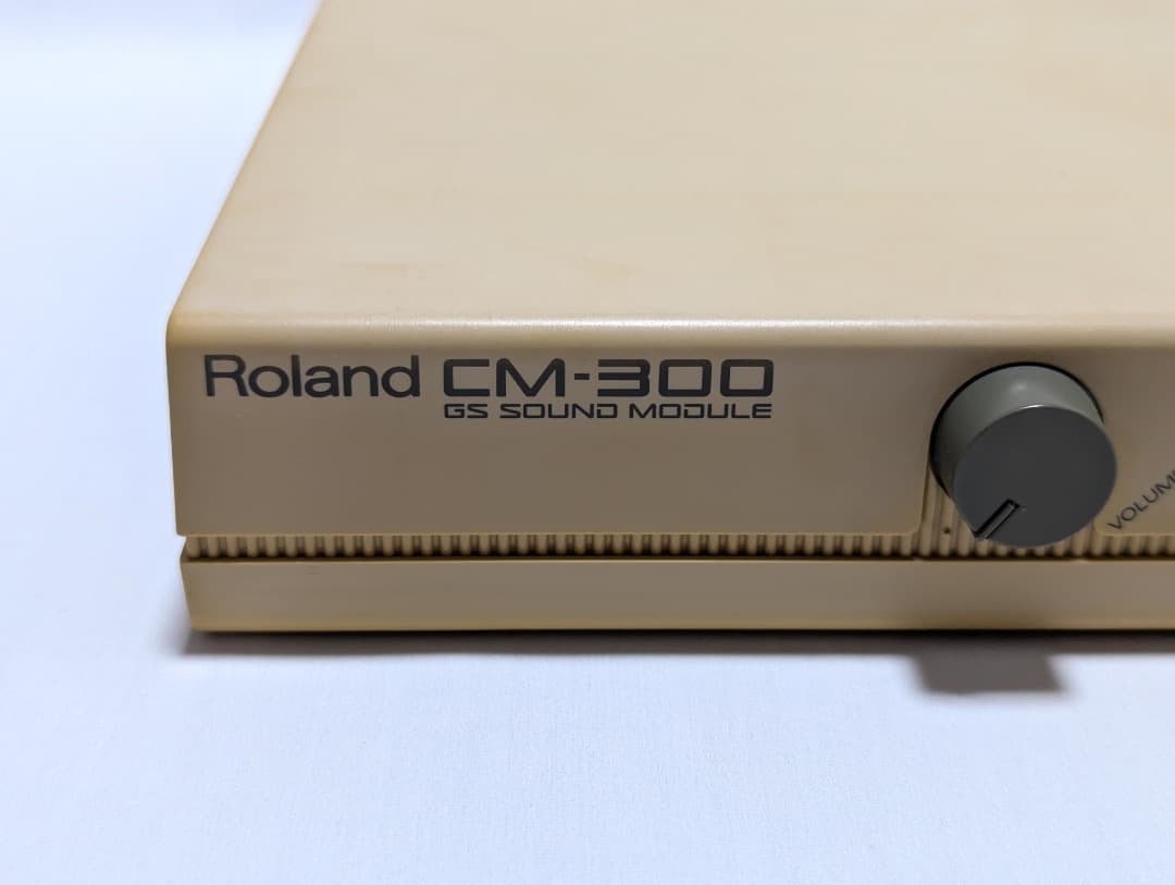 Roland CM-300　GS SOUND MODULE　シンセサイザー　音源