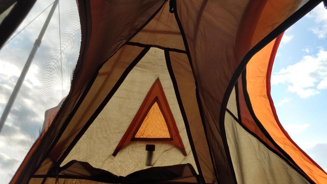 ベアーズロックのハヤブサテント(2人用)&エアマット2個