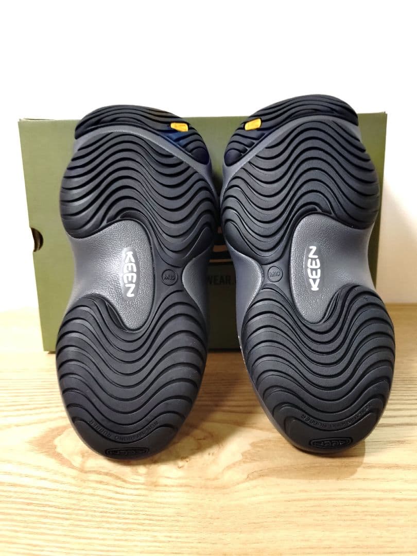 KEEN キーン サンダル YOGUI ヨギ 28cm グレー