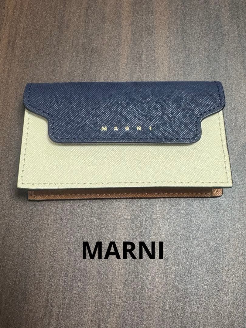 【美品】MARNI 名刺入れ　箱付き