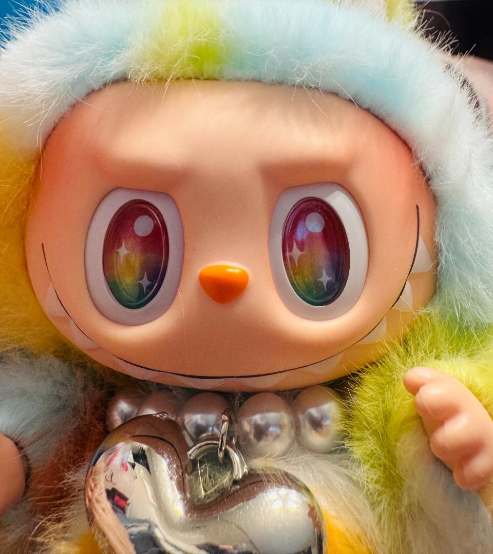 海外限定 ジモモ LABUBU レインボー ぬいぐるみ