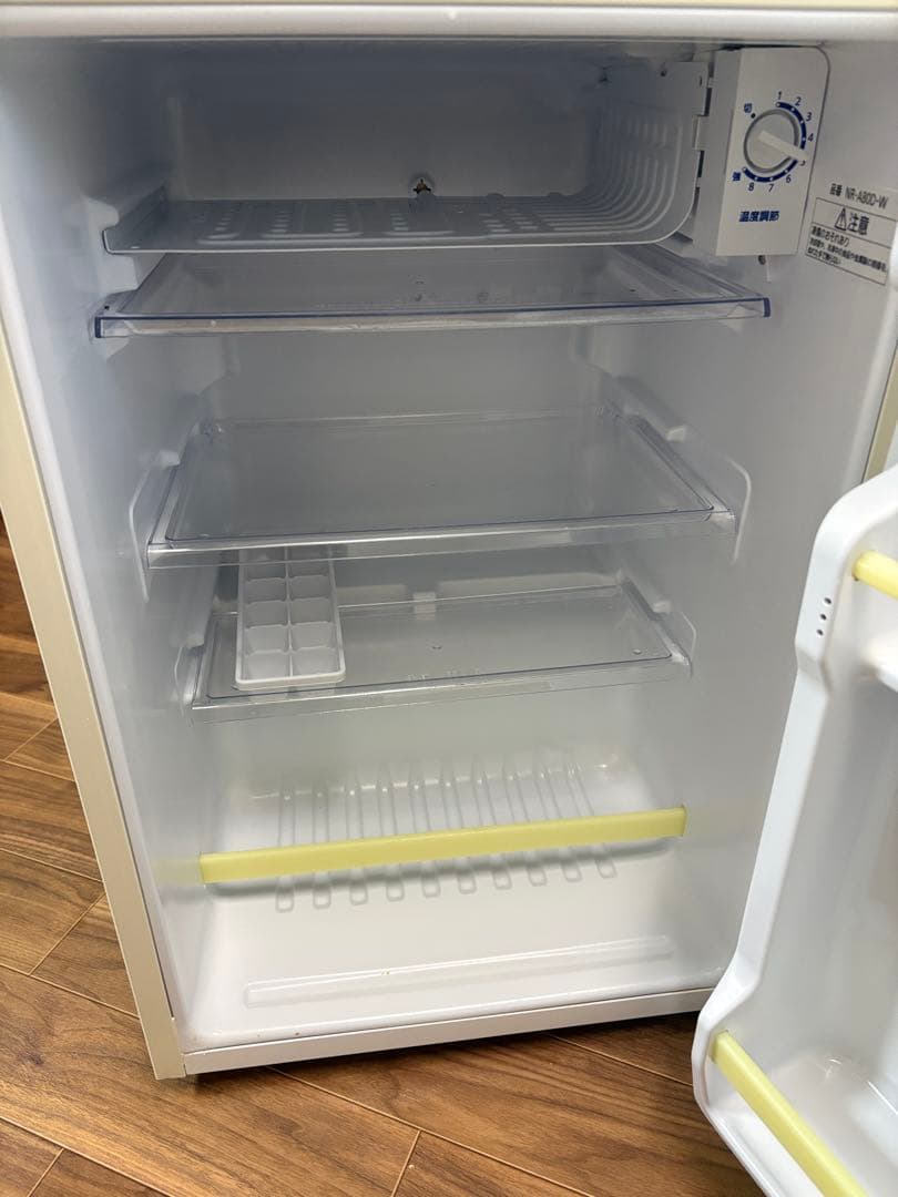 Panasonic ホワイト冷蔵庫　NR-A80D-W