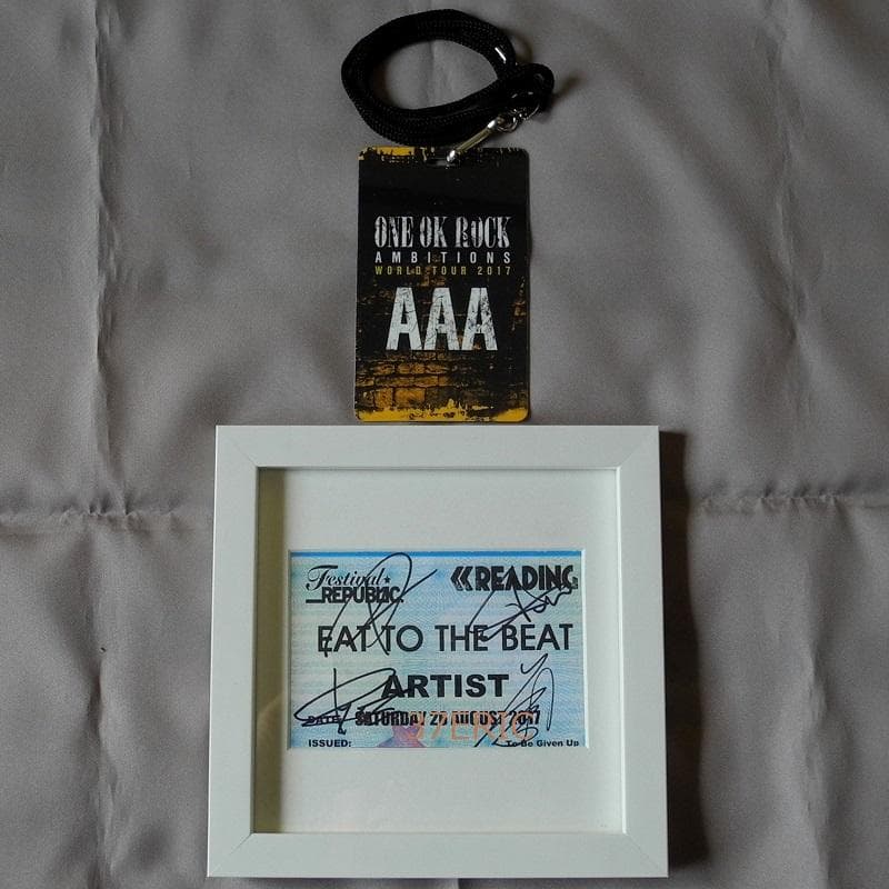 ONE OK ROCK ワンオクロック UK公演 AAAパス メンバー直筆サイン