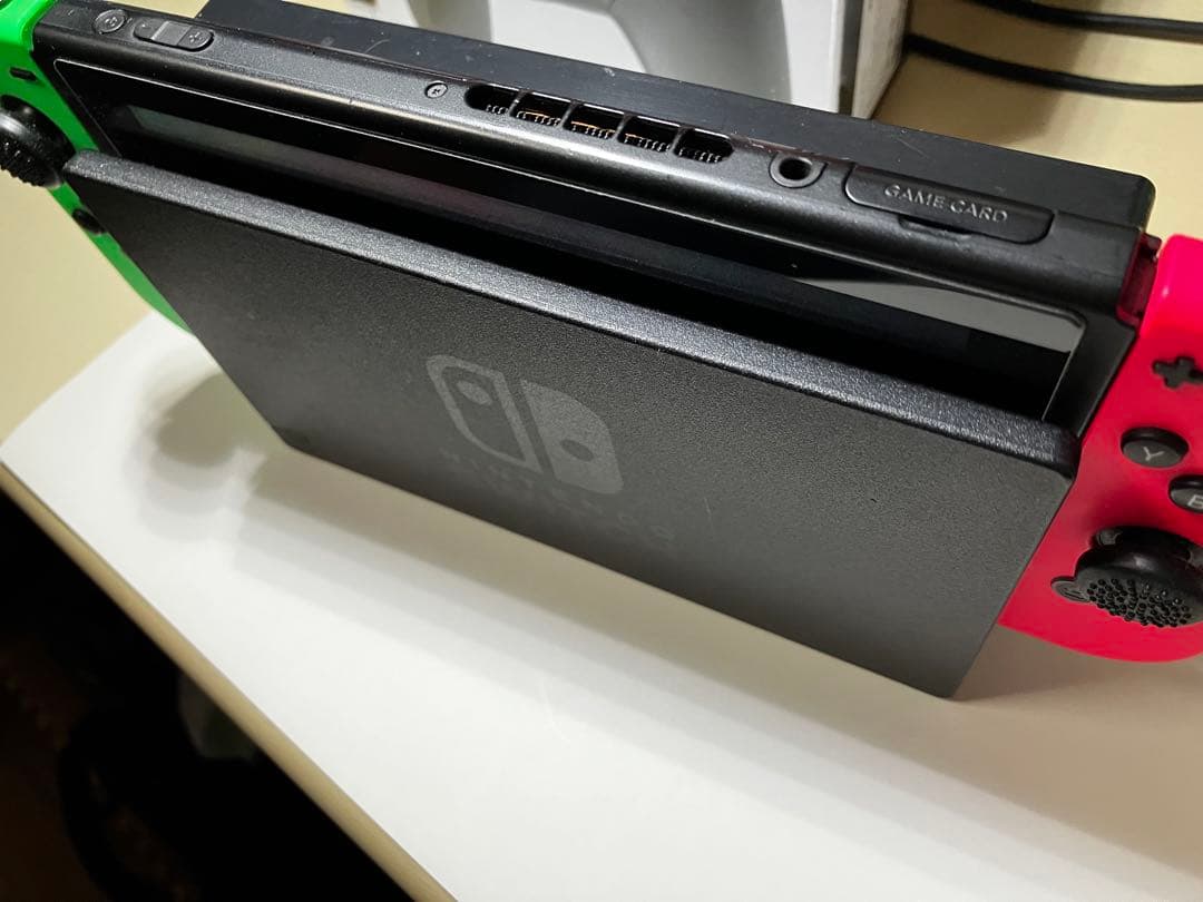 ⭕️お得品❗️Nintendo Switch 本体グリーン・ピンク コントローラー付