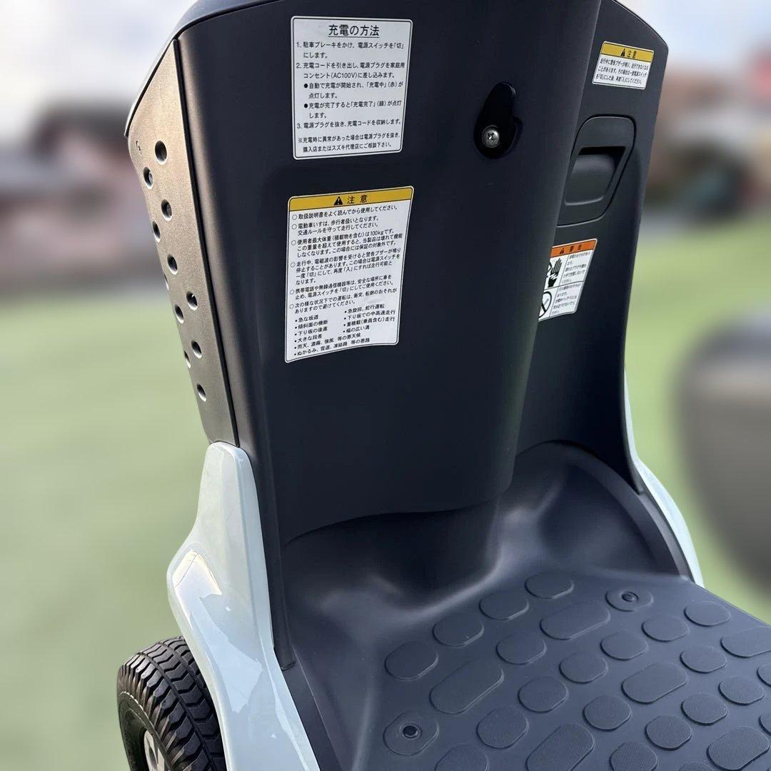 スズキ　セニアカー　電動カート　シルバーカー 管理番号10