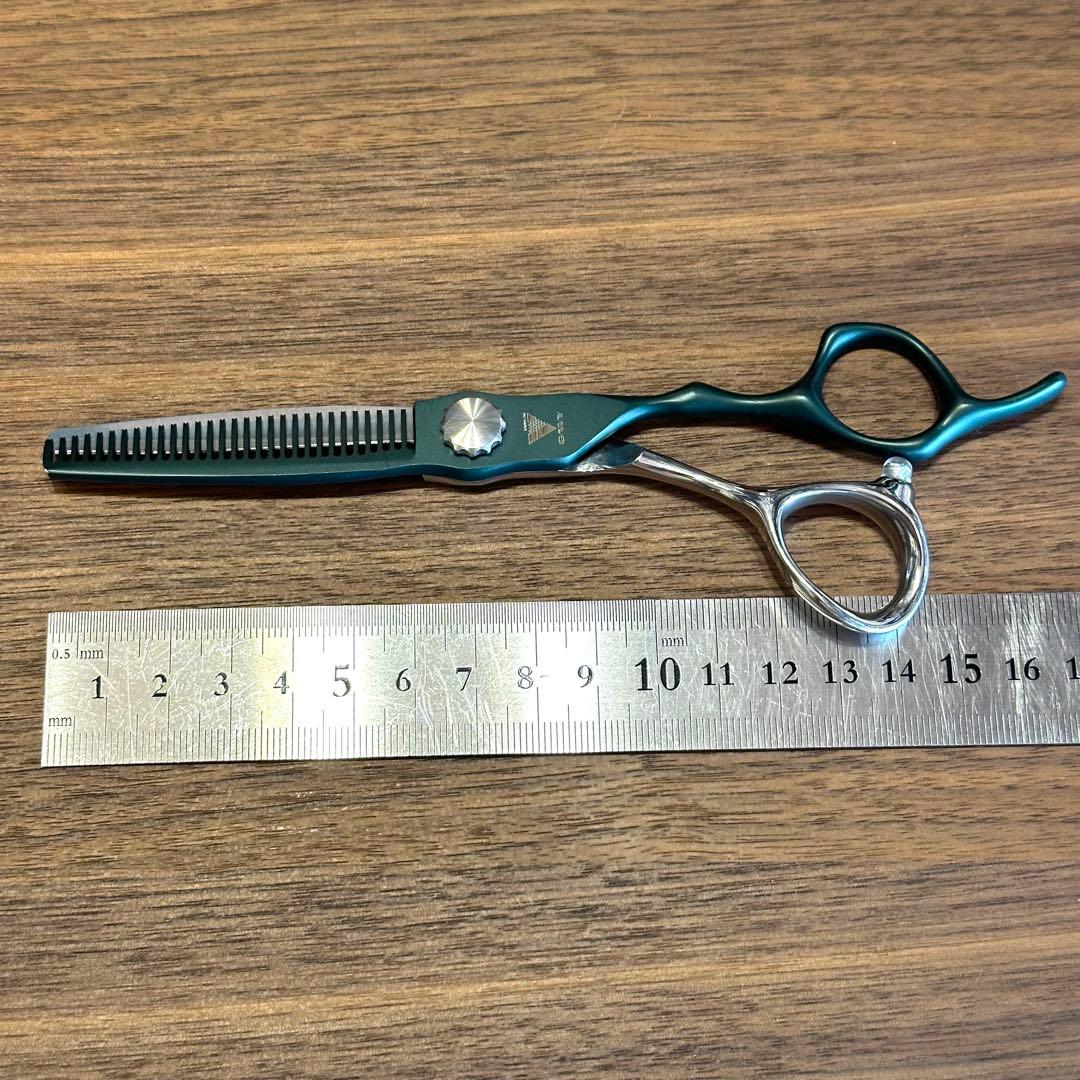 新品 s103 GAVY 6インチ セニングシザー 25% 手ネジ　理容 美容