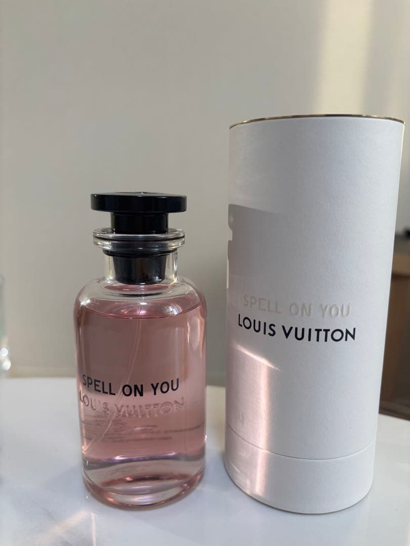 ルイヴィトン　香水　スペル オン ユー SPELL ON YOU