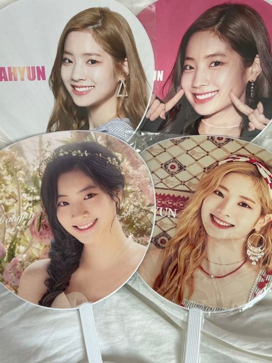 うちわ キム ダヒョン 金多賢 트와이스 TWICE