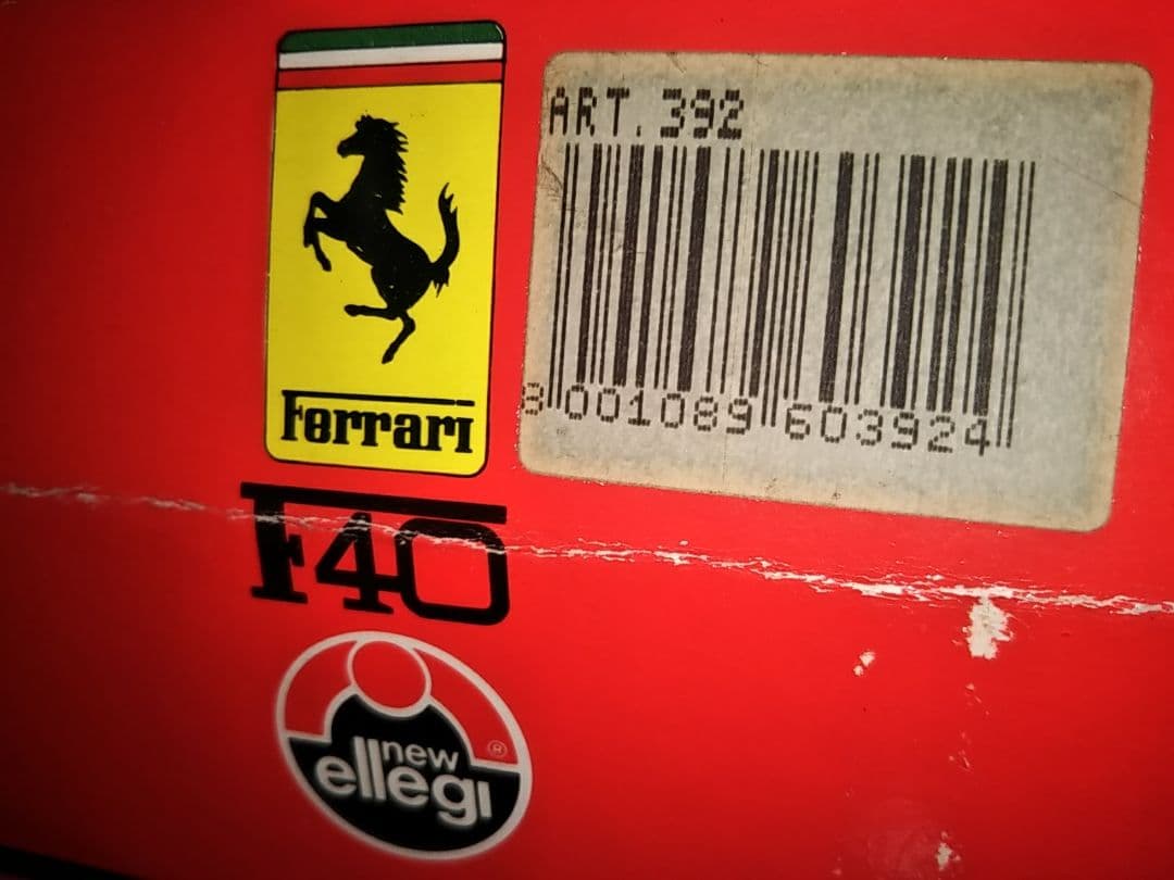 フェラーリ　F40　ラジコン　フィアット　アルファロメオ　アバルト　ランチア