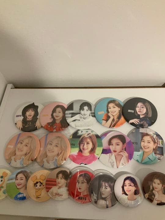 TWICEジヒョ　缶バッジ