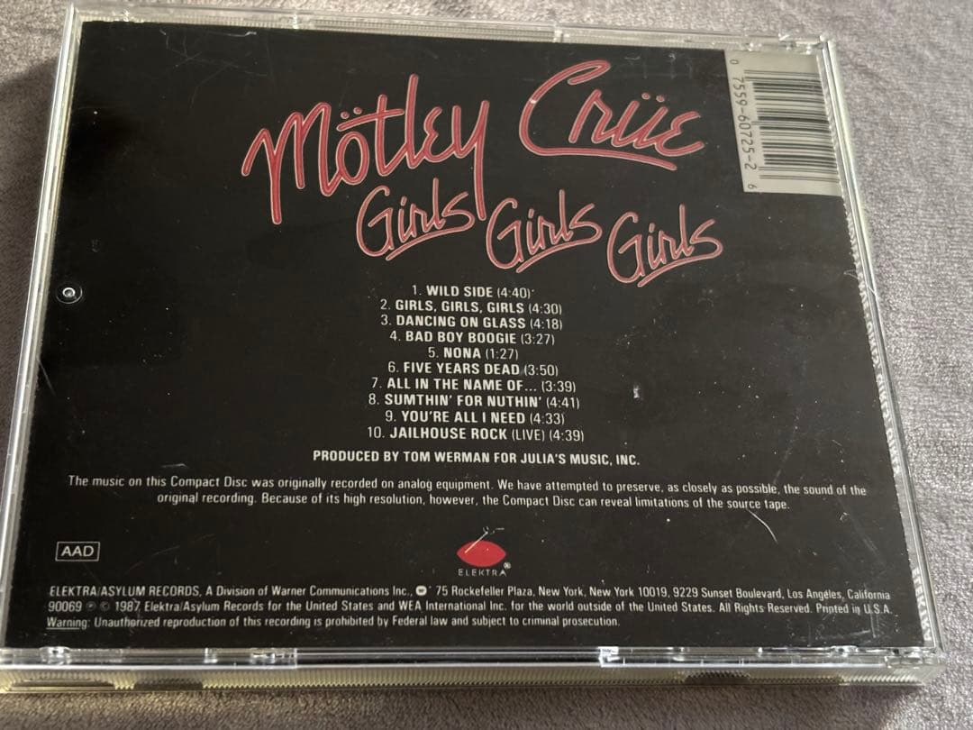 レアMötley Crüe サインCD モトリークルー motley crue