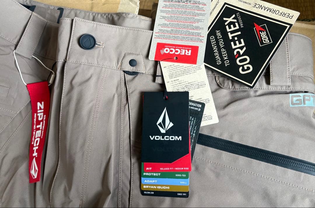 VOLCOMボルコム　Gush Strech Gore Pants
