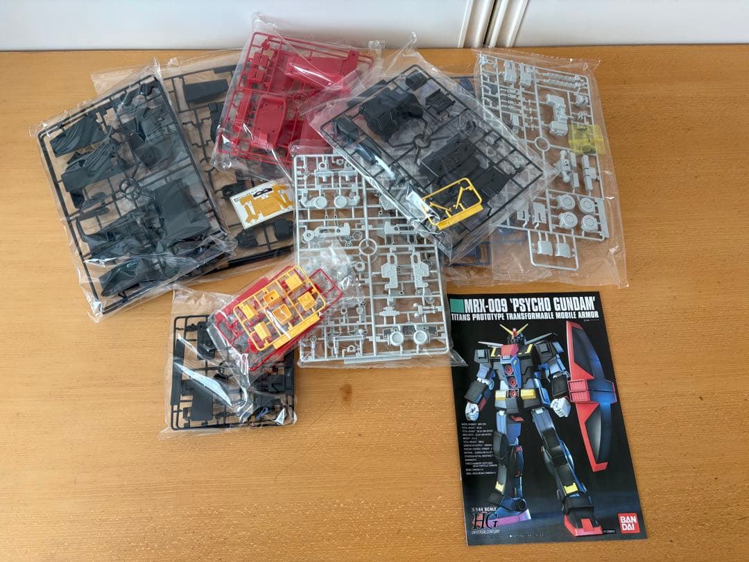 MRK-009 'PSYCHO GUNDAM' トランスフォーマブルモデル