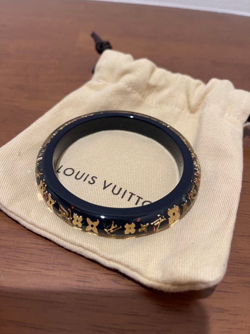 完売品　新品　ルイヴィトン 樹脂軽量ブレスレット　バングル