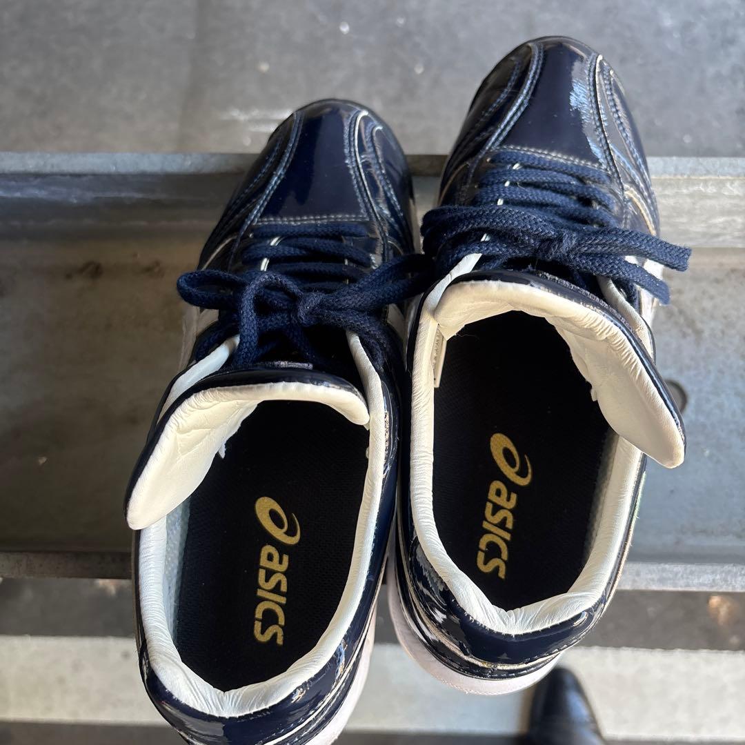 ス*ク様 最終値下げ　美品オーダーアシックス　トレーニングシューズ　25.5セン