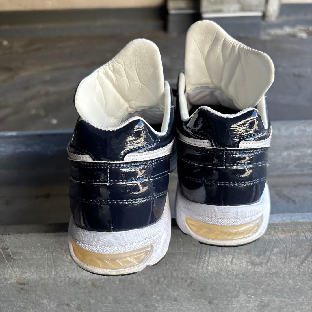 ス*ク様 最終値下げ　美品オーダーアシックス　トレーニングシューズ　25.5セン