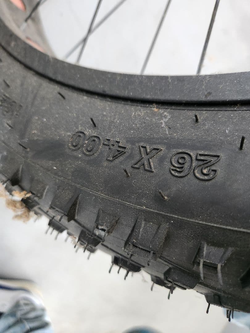 ファットバイク　マウンテンバイク