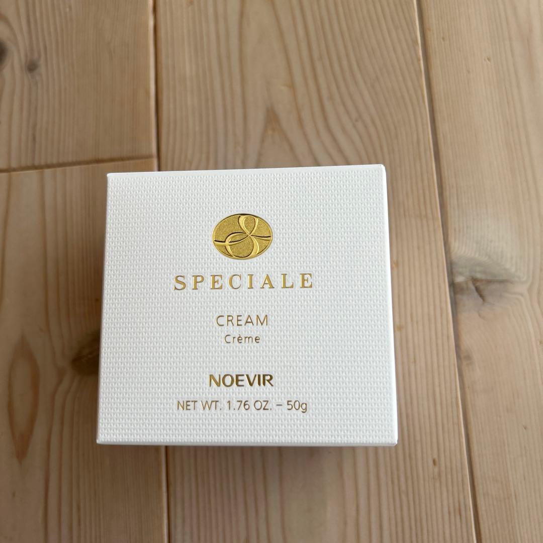 ノエビア　スペチャーレ　クリーム
