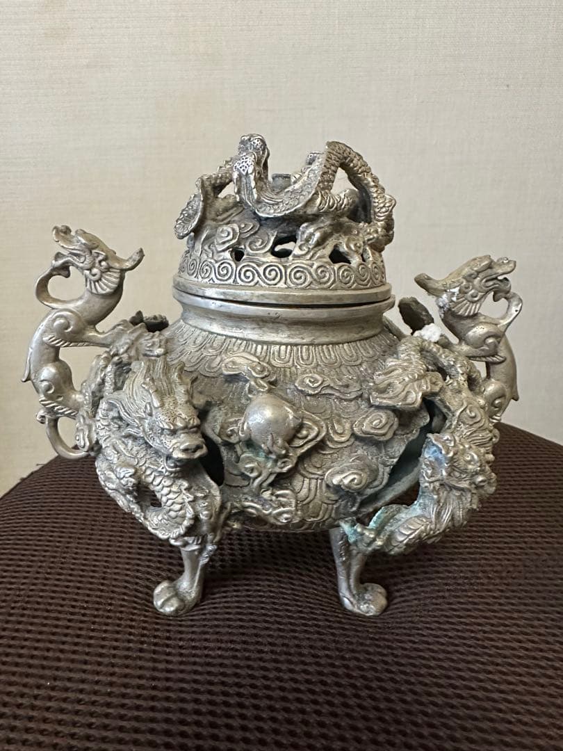 九つの龍の香炉 骨董品