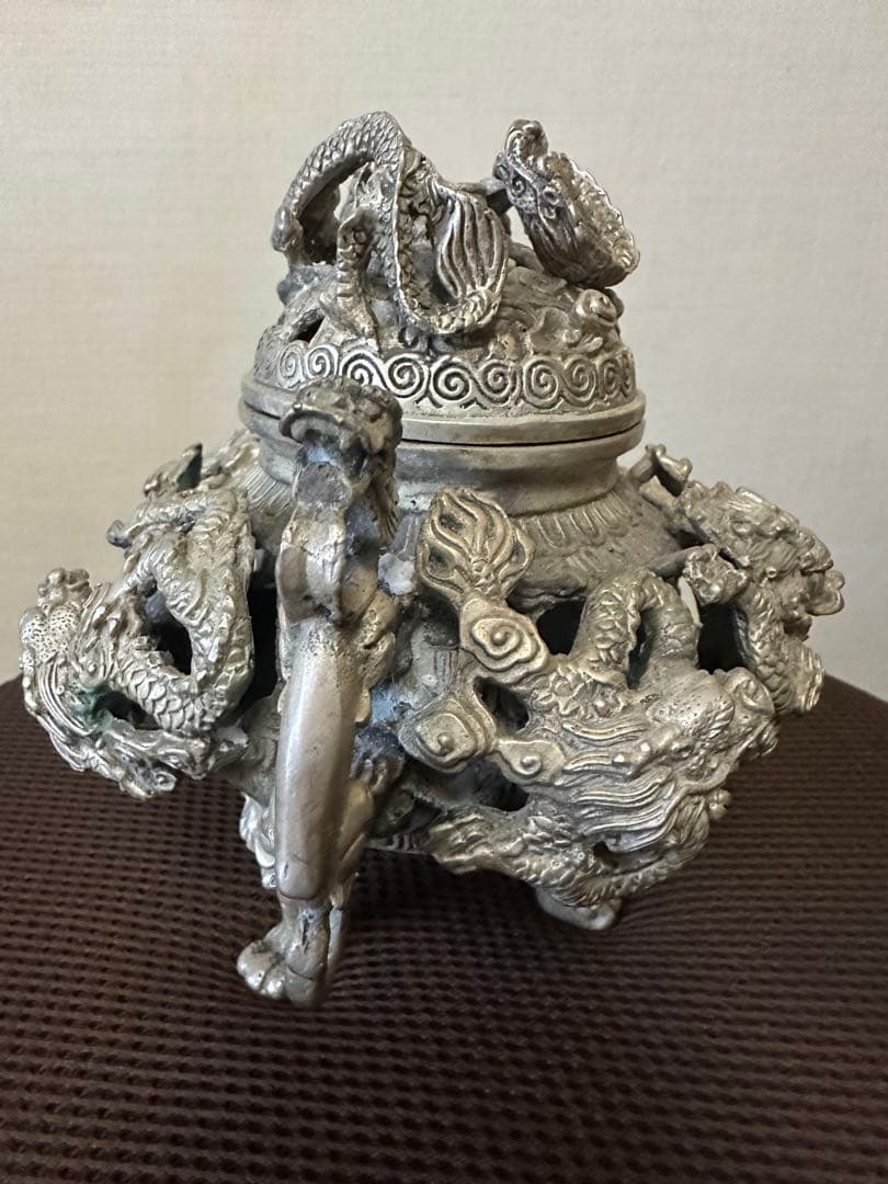 九つの龍の香炉 骨董品