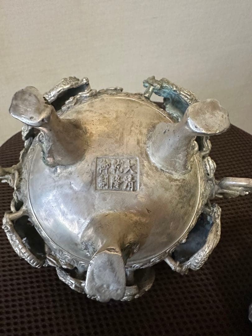 九つの龍の香炉 骨董品