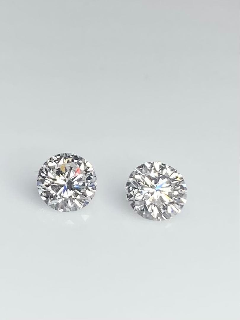 meme様　片方　1ｃｔ　鑑定書付き　プラチナ　天然ダイヤモンドピアス