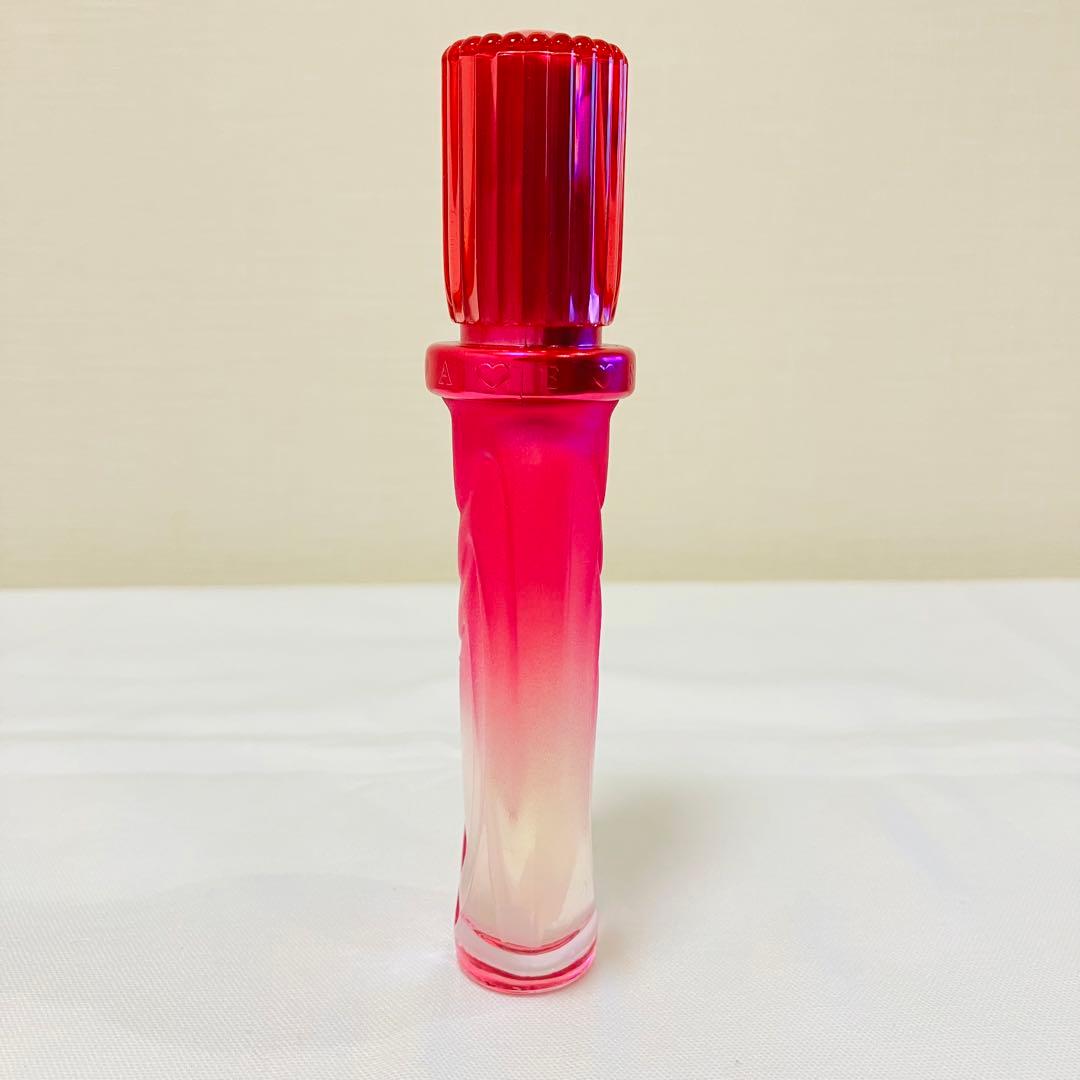 新品　エスカーダ　セクシーグラフィティ　オードトワレ　香水　30ml