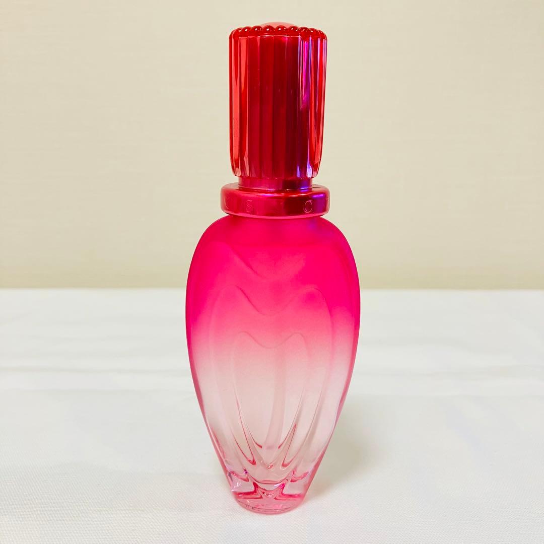 新品　エスカーダ　セクシーグラフィティ　オードトワレ　香水　30ml