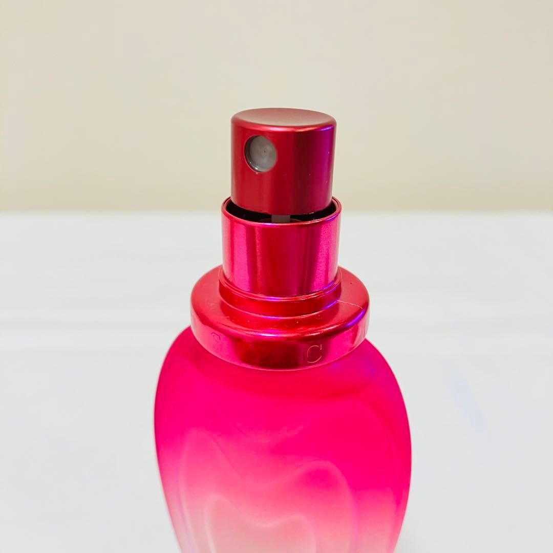 新品　エスカーダ　セクシーグラフィティ　オードトワレ　香水　30ml