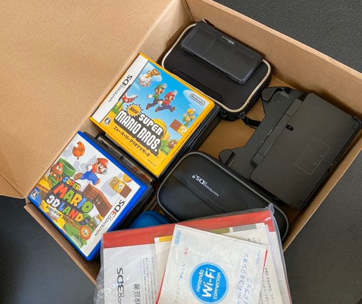 美品　DSlite DSi 3DS マリカハンドル　充電器　カセット多数16種