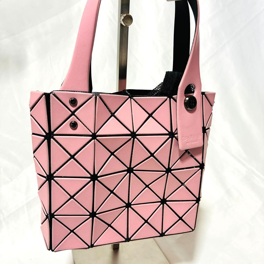 美品！バオバオイッセイミヤケ　BAOBAO 　4×4 ハンドバッグ　ピンク