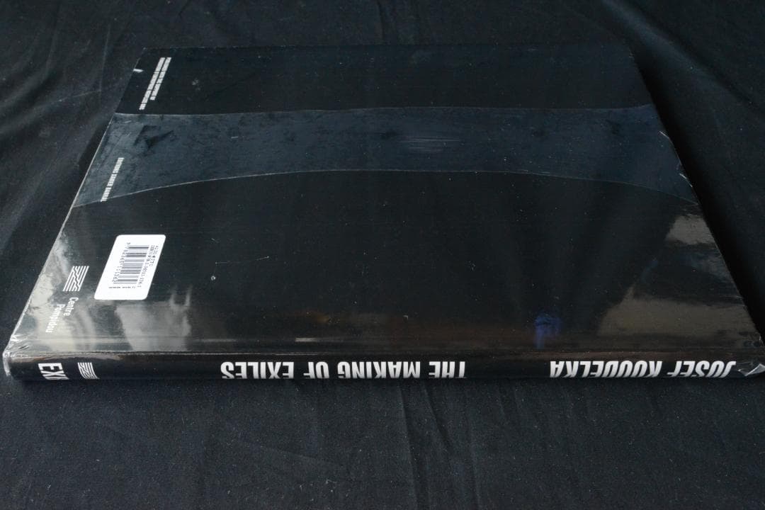 【Josef Koudelka: The Making of Exiles】新品