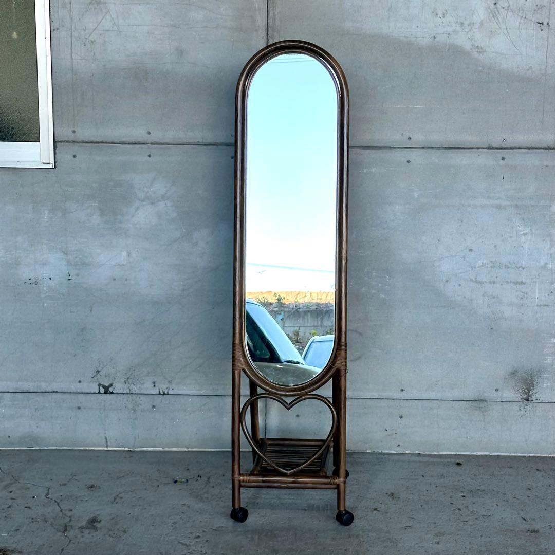 ♦︎昭和レトロ♦︎黒光スタンドミラー 物置格納型大鏡 姿見 等身鏡オールドラタン