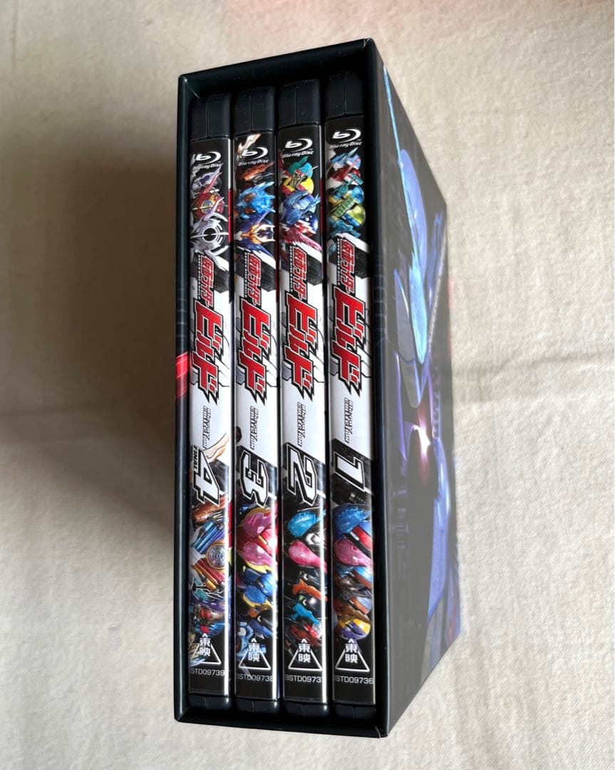 【中古】仮面ライダービルド Blu-ray COLLECTION1-4