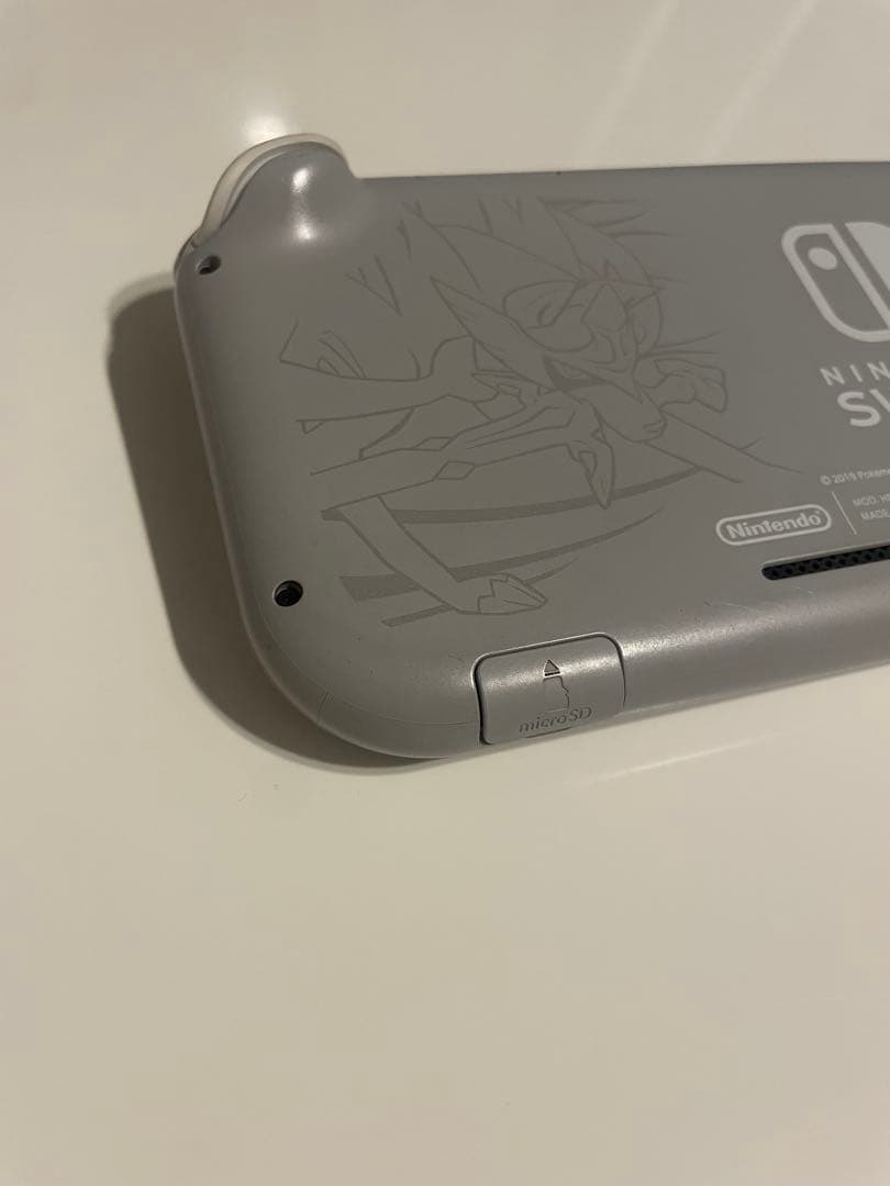 Nintendo Switch Lite + ポケモンレジェンズ