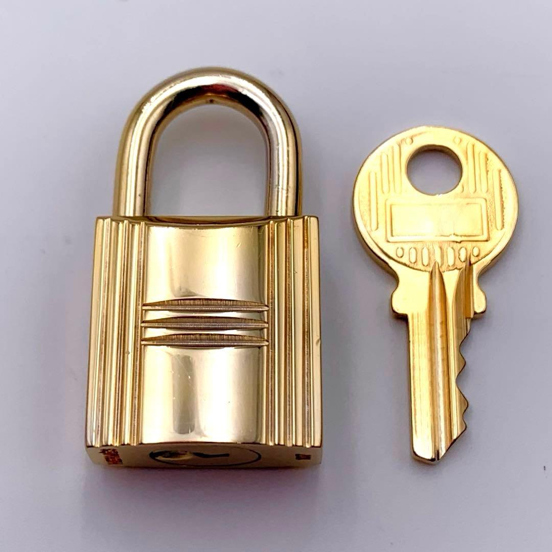 HERMES エルメス カデナ　24Kメッキ　No.107　107番　鍵付き