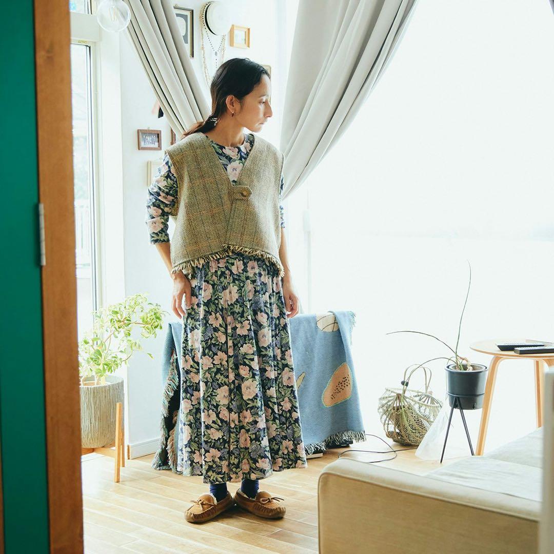 北欧暮らしの道具店 よしいちひろさんコラボ　ヘリンボーン柄ベスト