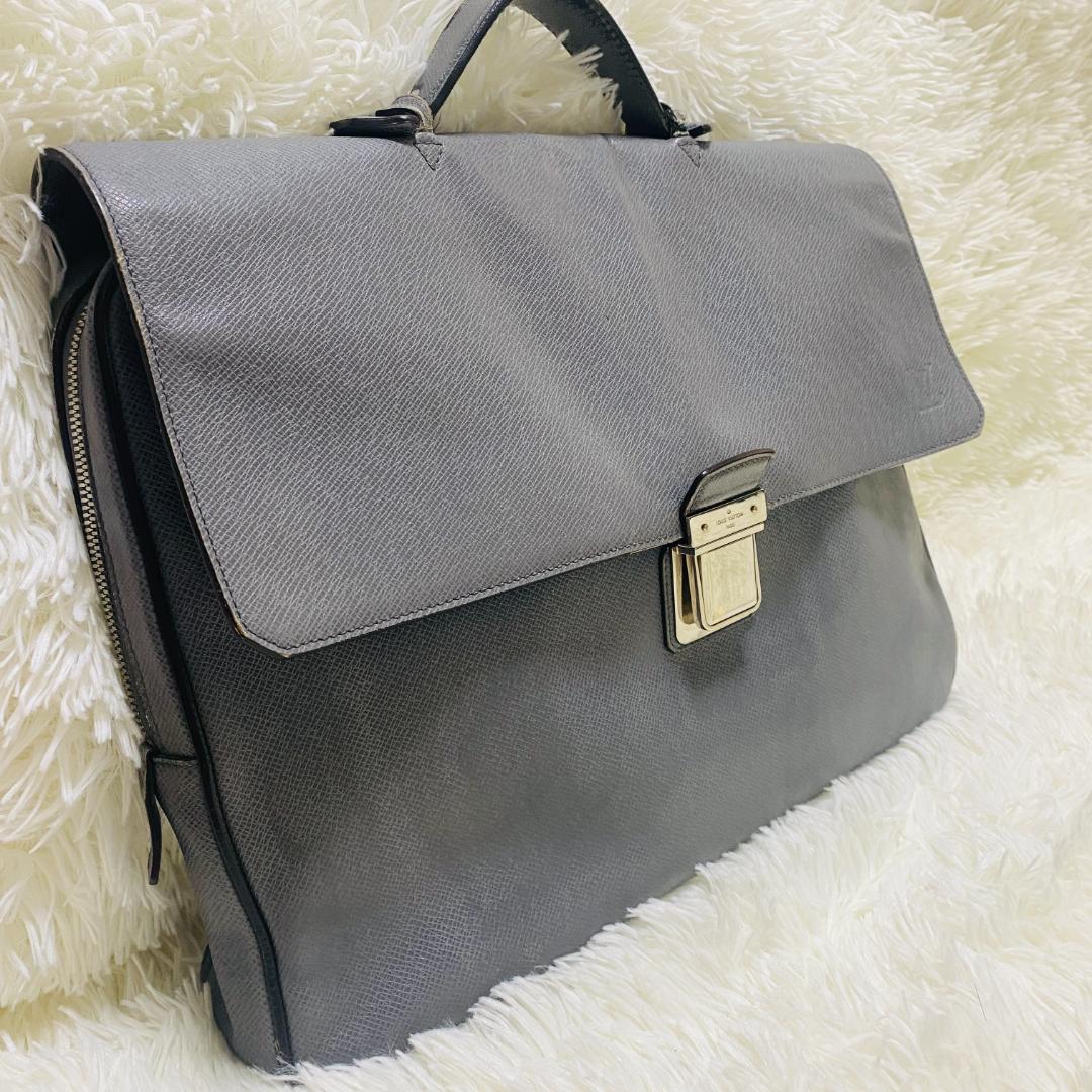 LOUIS VUITTON ビジネスバッグ タイガ グレー　ヴァシリ レザー