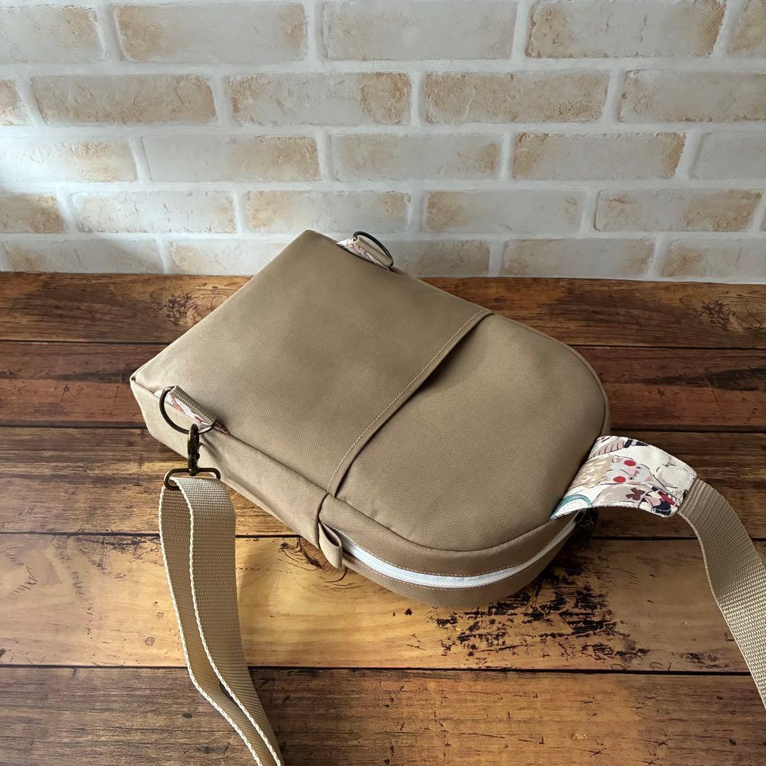 ボディバッグ　ミミズク　フクロウ　ふくろう　オカメ　インコ　文鳥　鳥　個性的