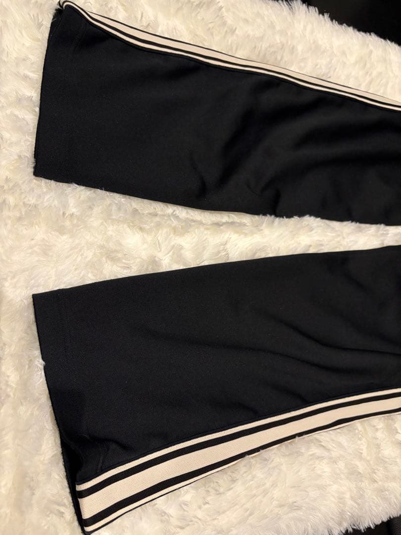 極美品　CELINE ブラック パンツ　サイドラインロゴ刺繍