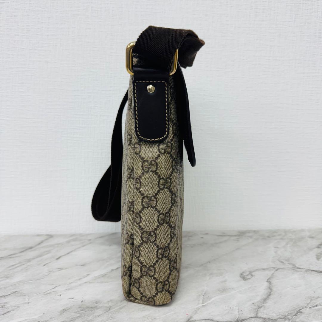 ✨GUCCI✨グッチ✨22366✨GG柄✨ブラウン✨ベージュ✨ショルダーバッグ✨