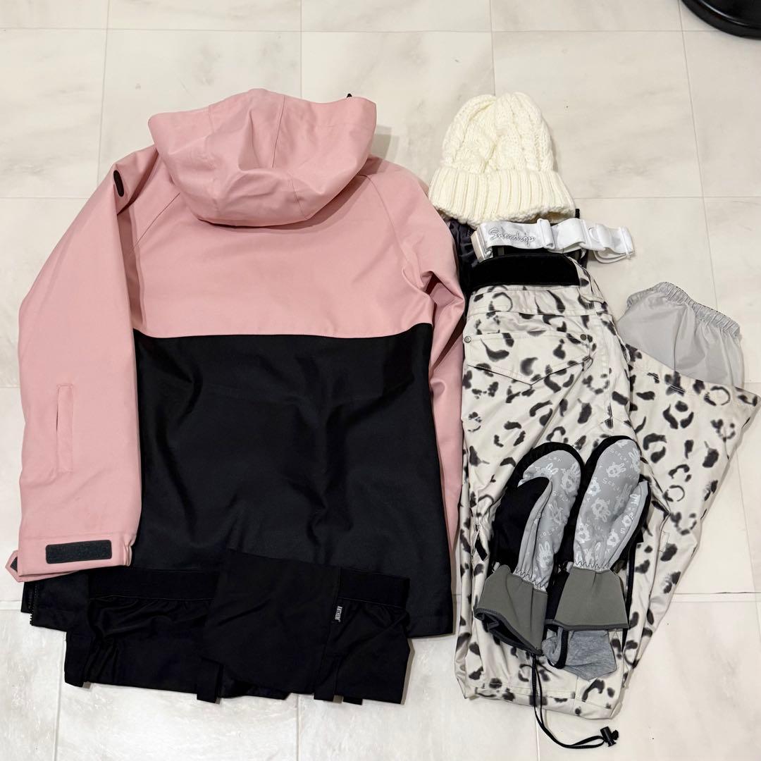 スノーボードウェア ジャケット　パンツ　セット　ニット帽　ゴーグル　手袋