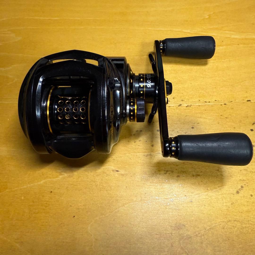 リール AbuGarcia Revo Black9