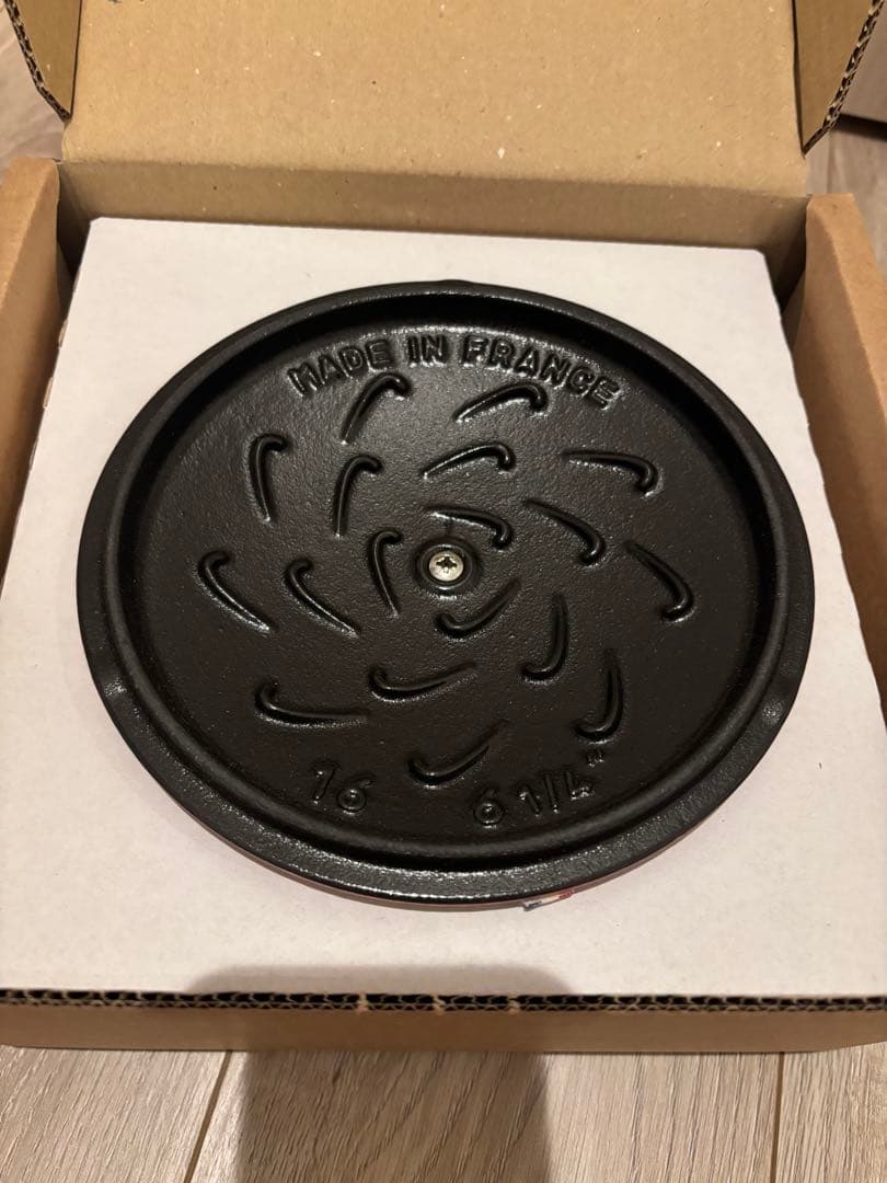 STAUB Wa-NABE S リリー チェリー