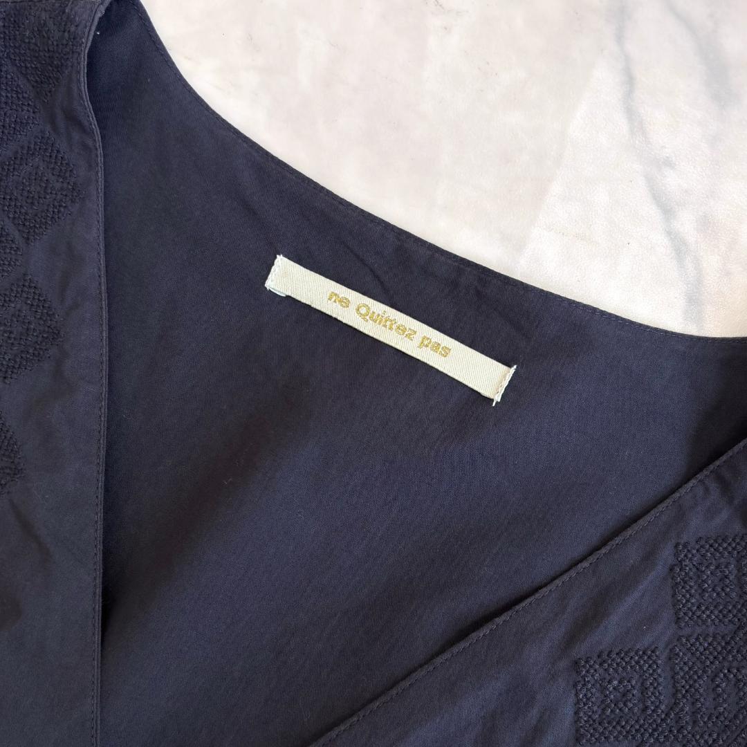 ヌキテパ エンブロイダリー カットワーク カシュクール ワンピース 紺 ub4