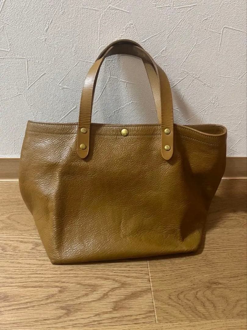 ブラウンレザートートバッグ