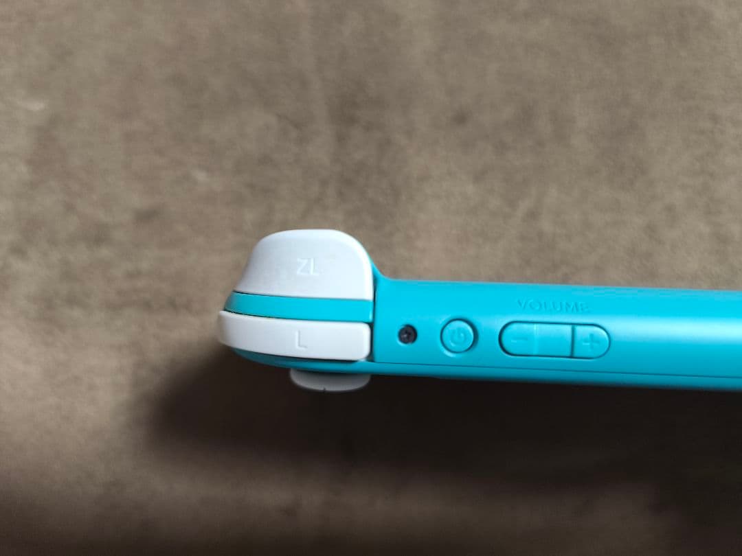 Nintendo Switch Lite　ジャンク品　ターコイズブルー 送料込み