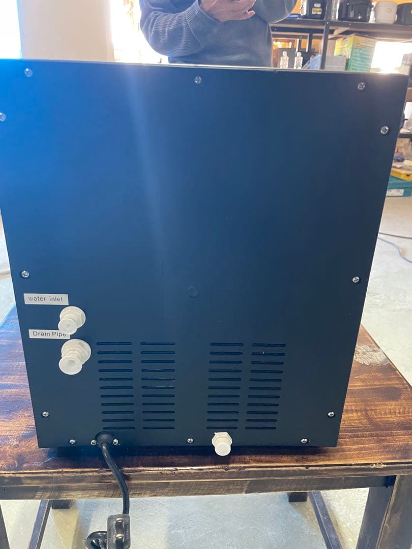 高性能製氷機 15kg/24h